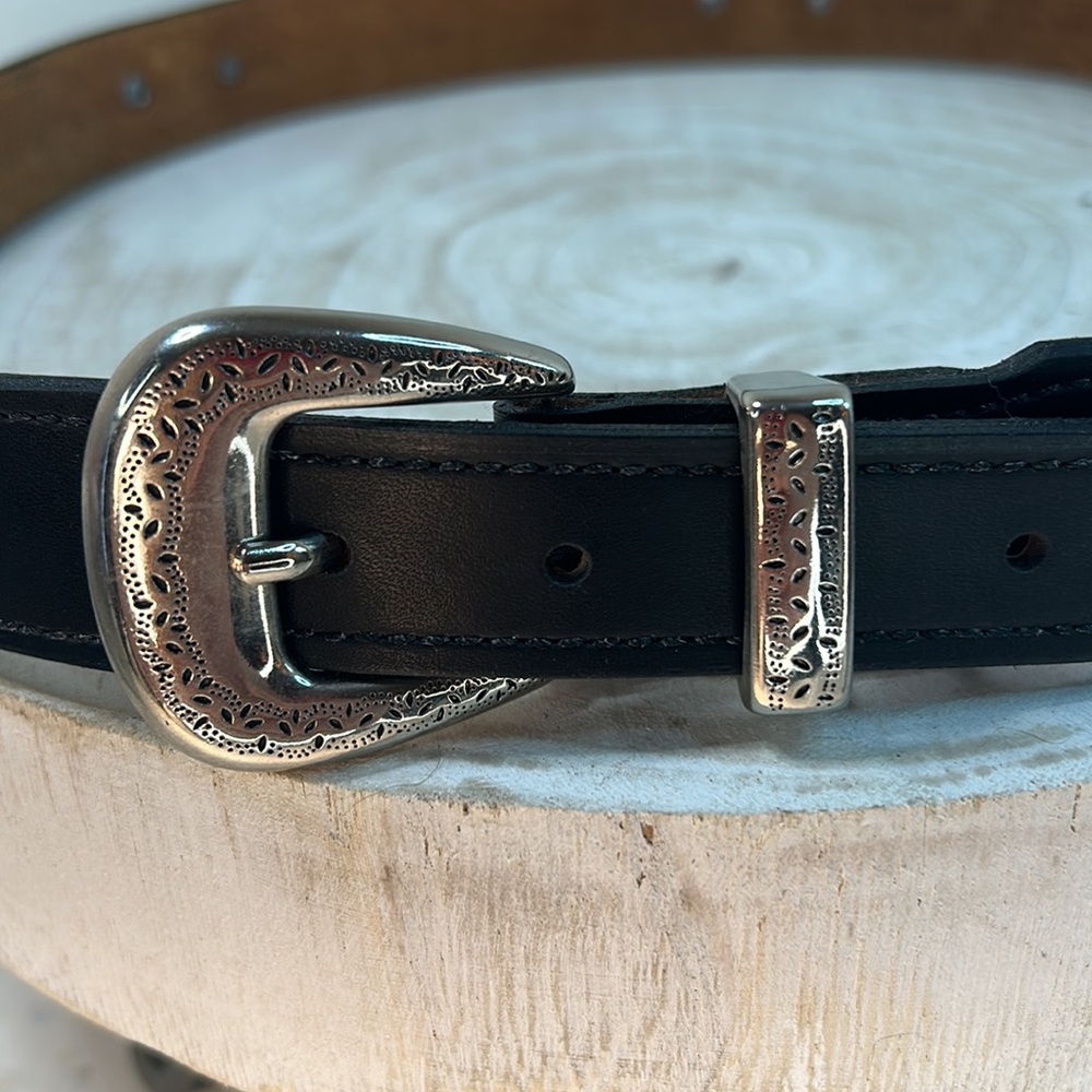 Black Leather Sliver Metal Accented Western Belt - Picture 2 of 10